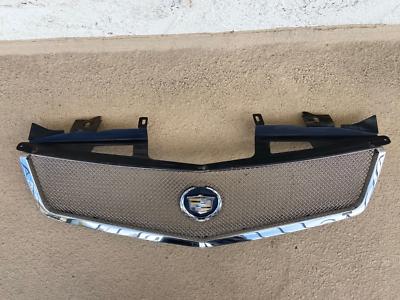 2004 2006 Cadillac SRX 2005 Front Bumper Upper Chrome Mesh E G