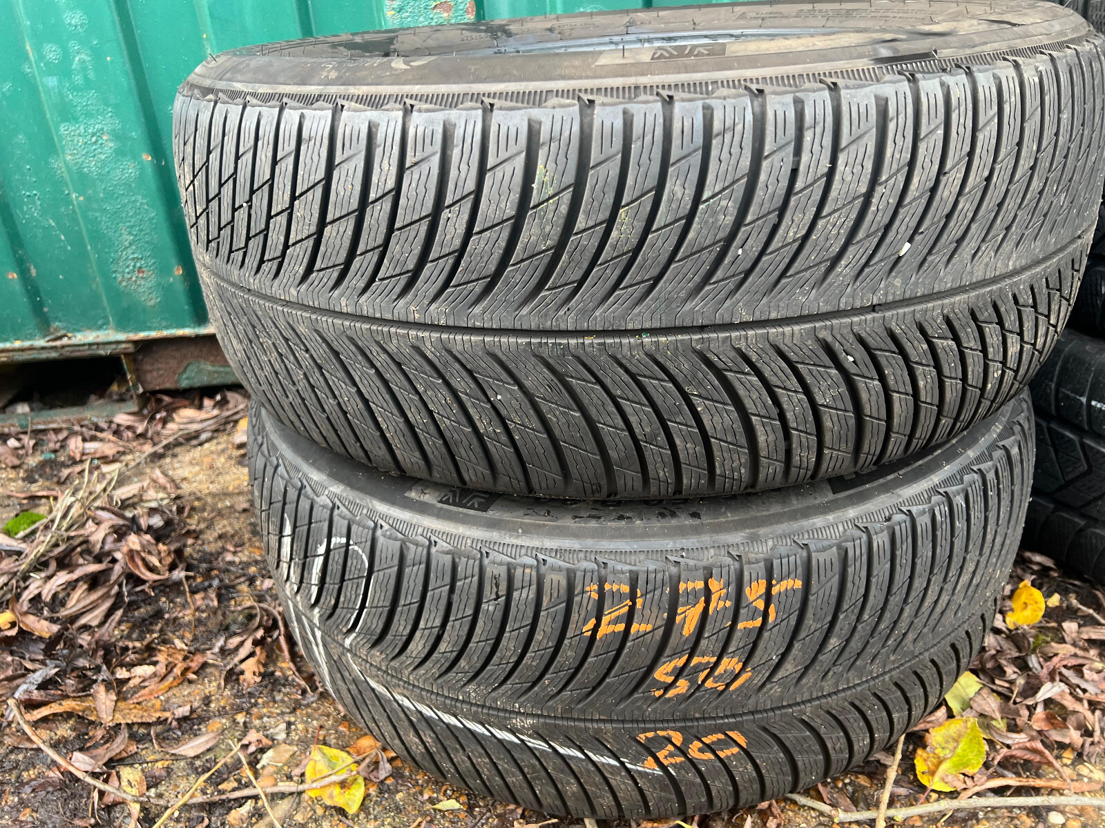 275 50 20 Michelin, Winter, M+S, XL, 113V, x2 A Pair 6.5mm (F1_tyres) YD055