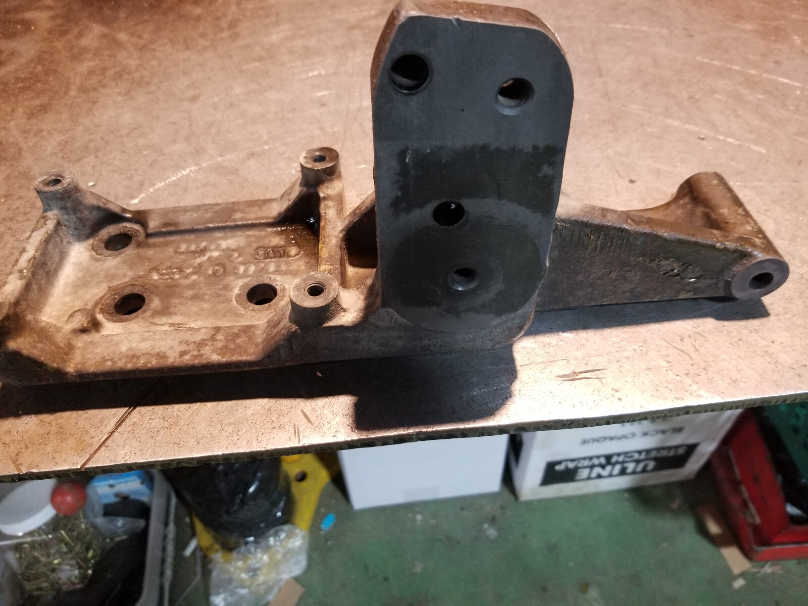 03-07 Dodge Ram Cummins 5.9L Engine 3974354 Ac compressor bracket 3974355 - Picture 2 of 7