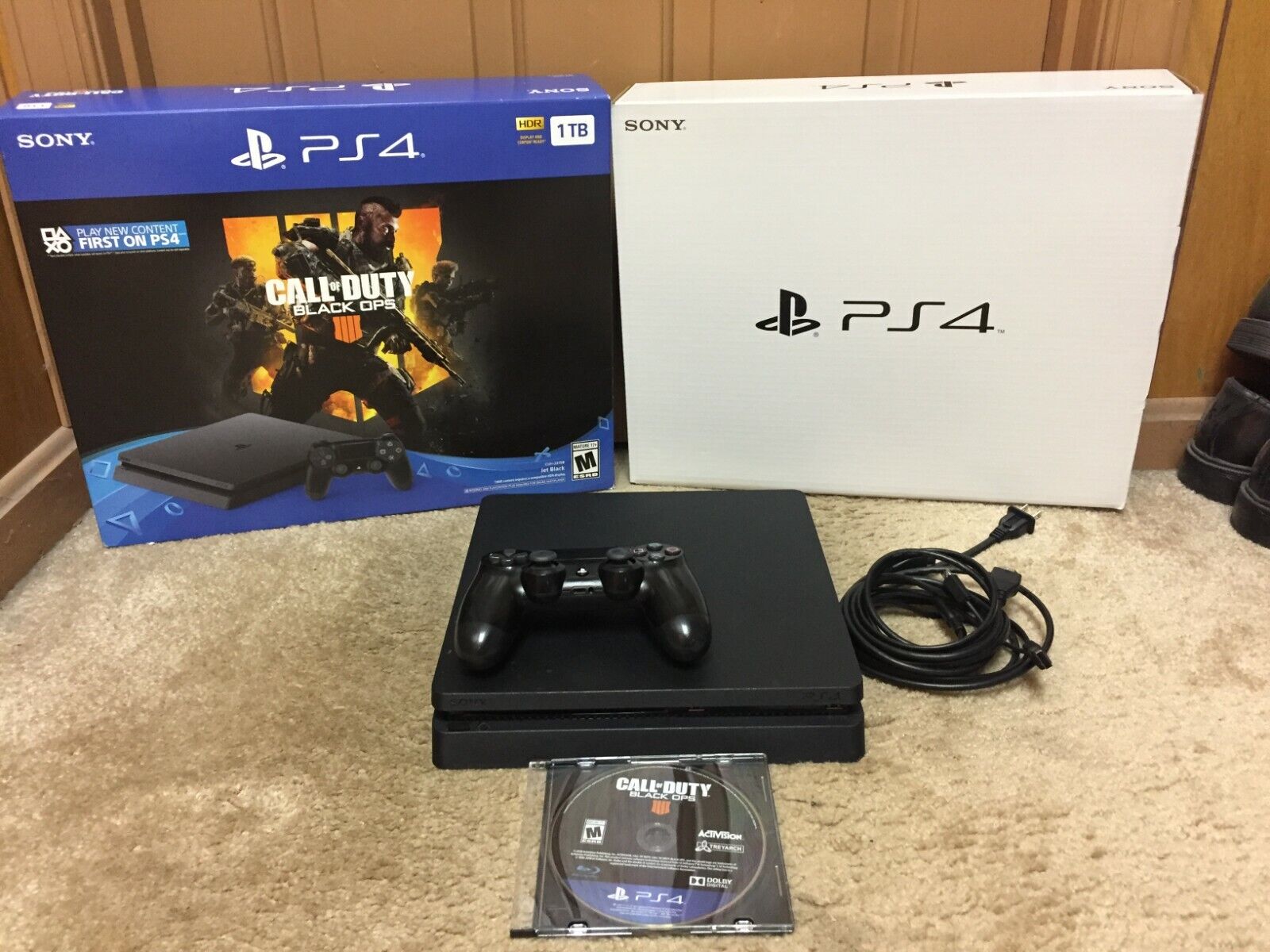 Sony PlayStation 4 (PS4) 1TB Slim Console CUH-2215B w Sony PlayStation 4 (PS4) 1TB Slim Console CUH-2215B w