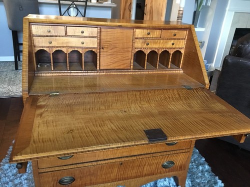 American Tiger Maple slant front desk beautiful early 1800's 38w43h31h10d21d