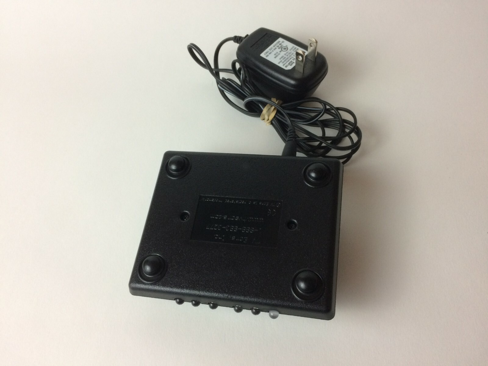 TV EARS 2.3 MHz CHARGER / TRANSMITTER BASE COMPLETE Power Supply RCA Audio Cable