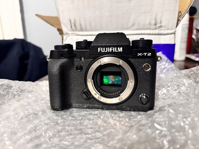 【極上美品】FUJIFILM X-E4 PERGERR 25mm F1.8 FUJIFILM X-E4 と Pergear 25mm F1.8 と Classic Neg｜あお