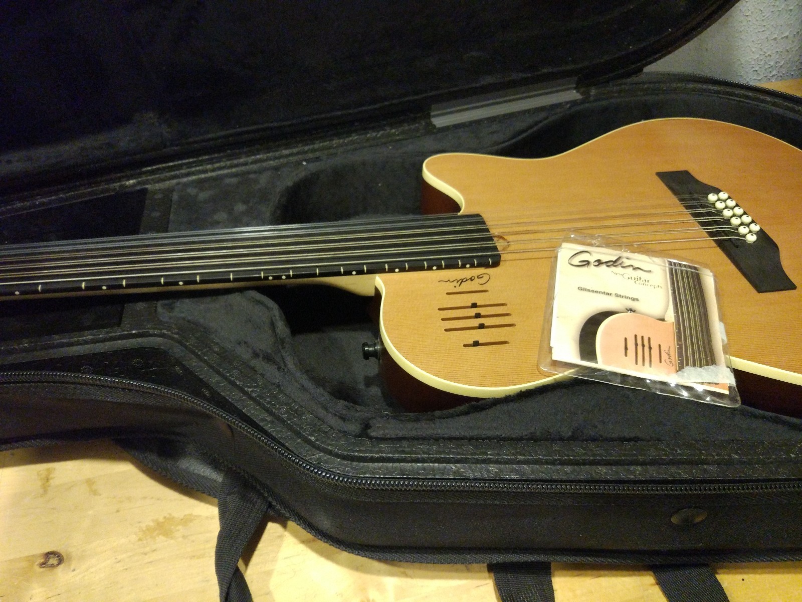 UPC 623501017706 product image for Godin A11 Glissentar 11-string Fretless Natural Satin With Tric Case | upcitemdb.com