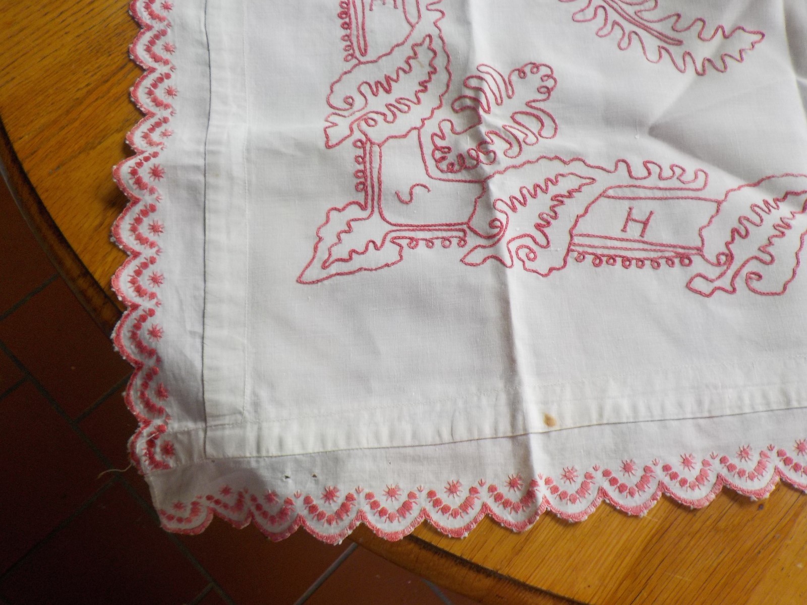 VINTAGE ANTIQUE FRENCH LINEN REDWORK EMBROIDERY LACE ALSACE