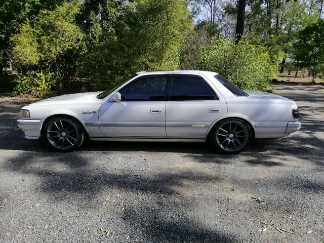 Toyota cresta gx81