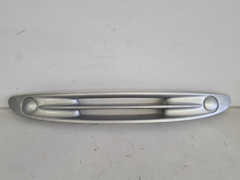 KÃ¼Hlergrill Smart 450 Facelift Coupe & Cabrio Silber Oe 0001726v003 Nr.2543