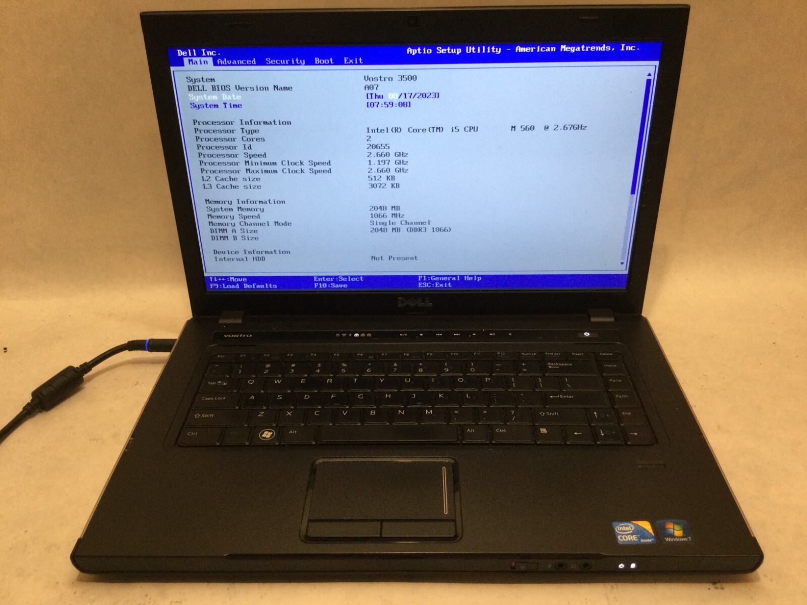 Dell Vostro 3500 15.6 Dell Vostro 3500 15.6
