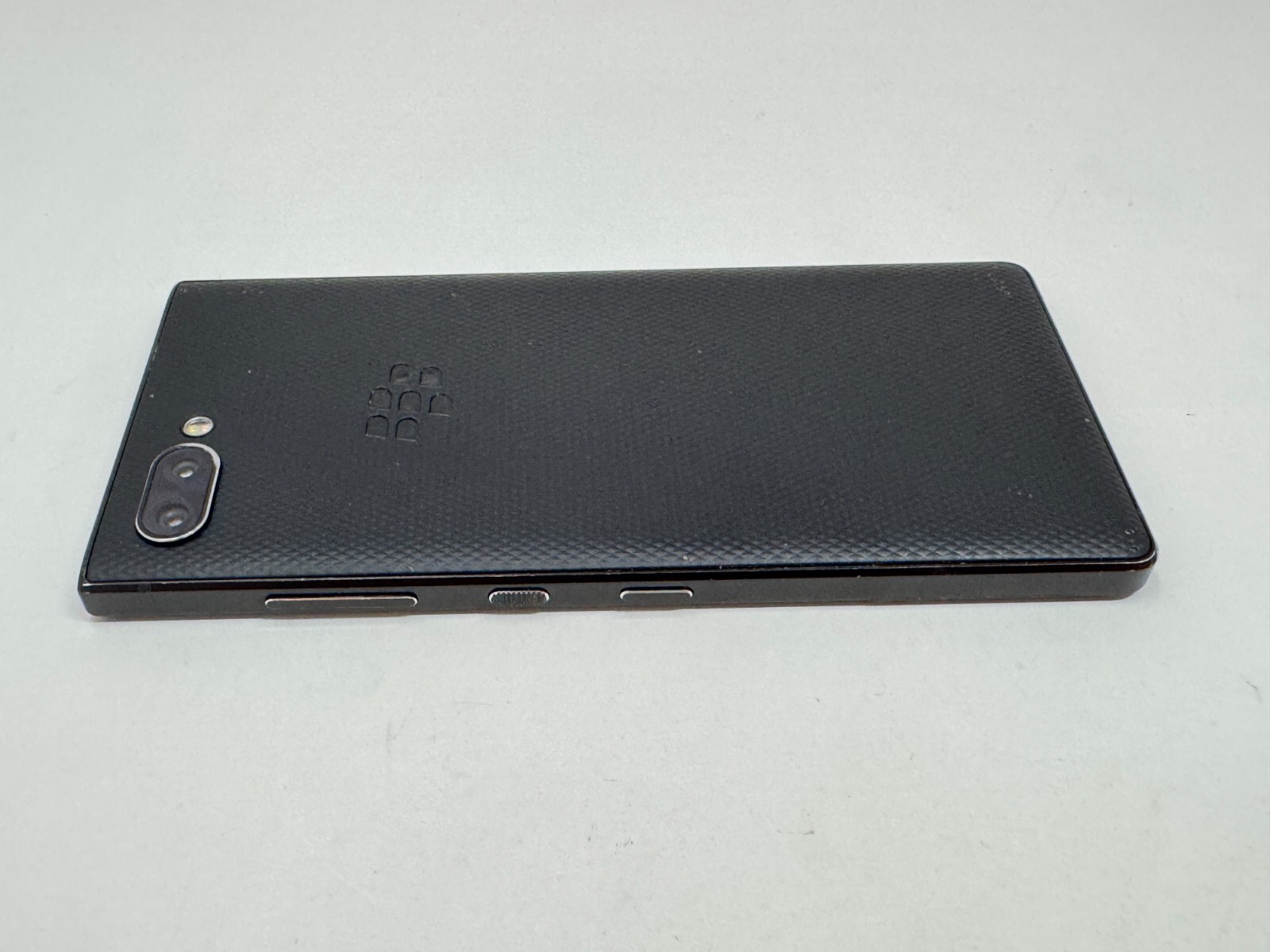 BlackBerry KEY2 (BBF100-2) - 64GB Unlocked Black - Excellent Condition