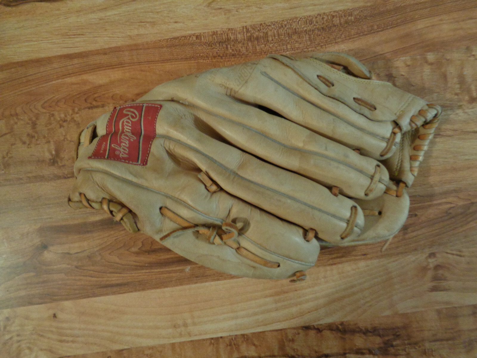 RAWLINGS RJF11 Baseball Glove Bill Madlock Fastback Deep Well Pocket LHT