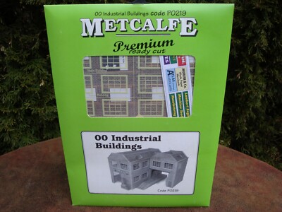 Die Cut Card Building Kit (Industrial Buildings) 00 scale by Metcalfe #P0219