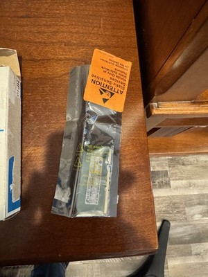 Foto dell'oggetto di un acquirente verificato