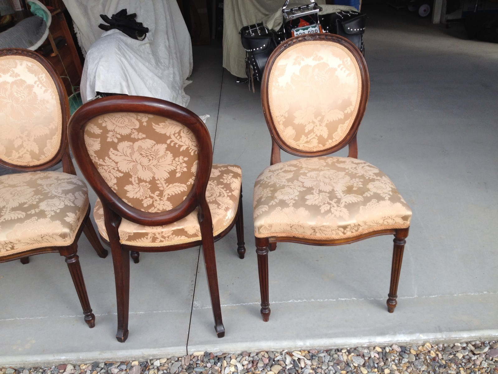 ENGLISH ANTIQUE CHAIRS HAND CARVED IMPORTED FROM SCOTLAND ****10 CHAIRS****