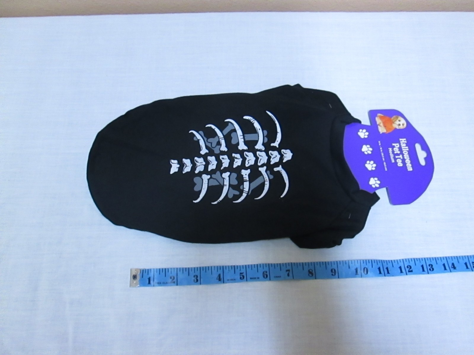 HALLOWEEN PET TEE MEDIUM DOG SIZE NWT RIB BONES DESIGN