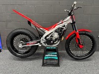 Beta Sincro 2026  2T 300cc Trials  30 minutes use DIRT Wheelz UK | 01633 497007