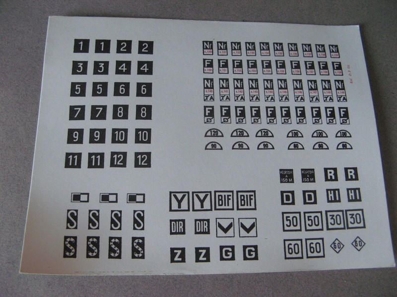 Signaux De Chemin De Fer (Feuille Carton ; Cf Carpena Disque Rouge.Ref:Signal)