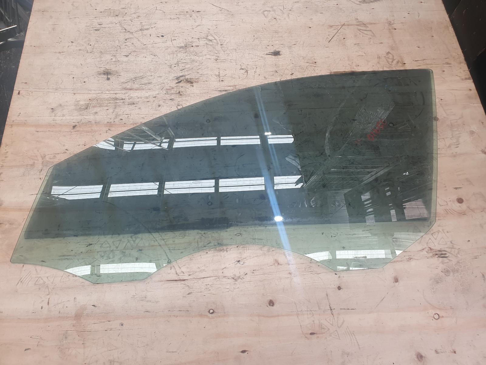 2012 Volkswagen Jetta LEFT FRONT DOOR WINDOW 1B 02/11-12/17 image 3