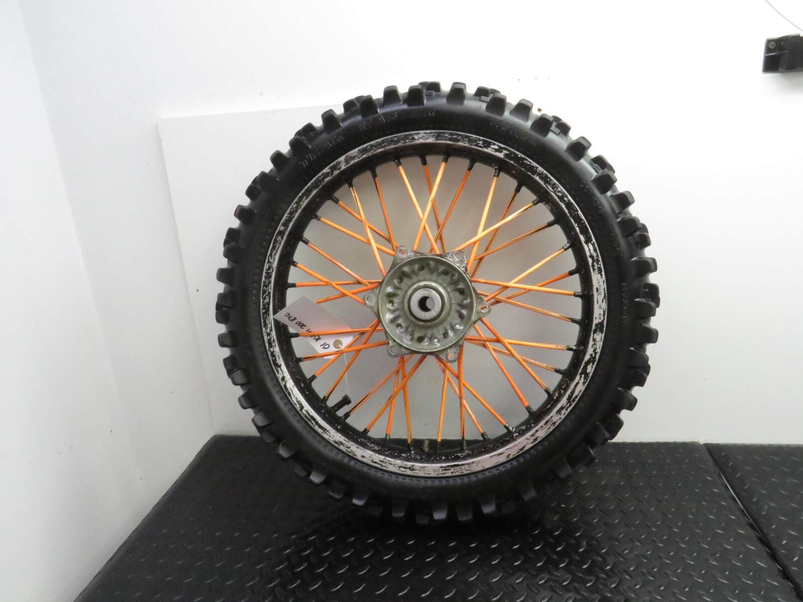 00-02 KTM 200 EXC MXC OEM REAR WHEEL REAR RIM HUB TIRE DID