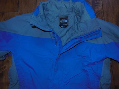 The North Face Boys Large Hyvent Jacket Full Zip Gray and Blue