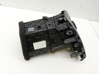 Hyundai Tucson TL 15-21 Luftdusche Luftdüse Rechts Hyundai Tucson TL 15-21 15.09.2016 gebraucht Vorschau 4