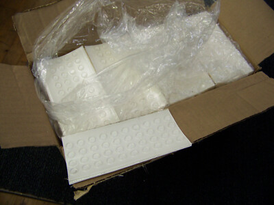 Picture Frame Clear Bumpers .375 X .125 Approx. 5000 # 00460-98