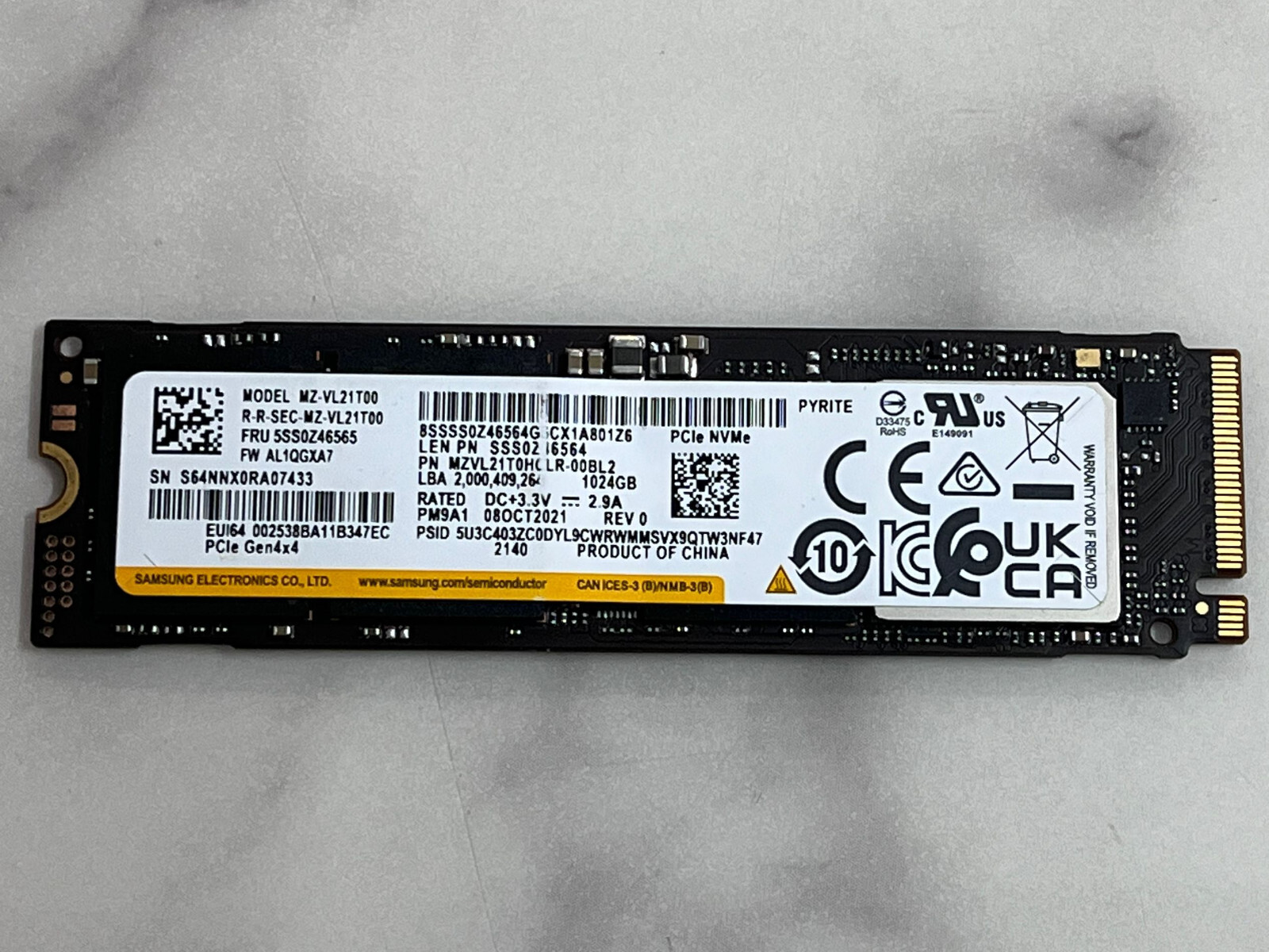 Samsung PM9A1 MZVL21T00 1024GB NVMe M.2 2280 PCIe4.0 SSD