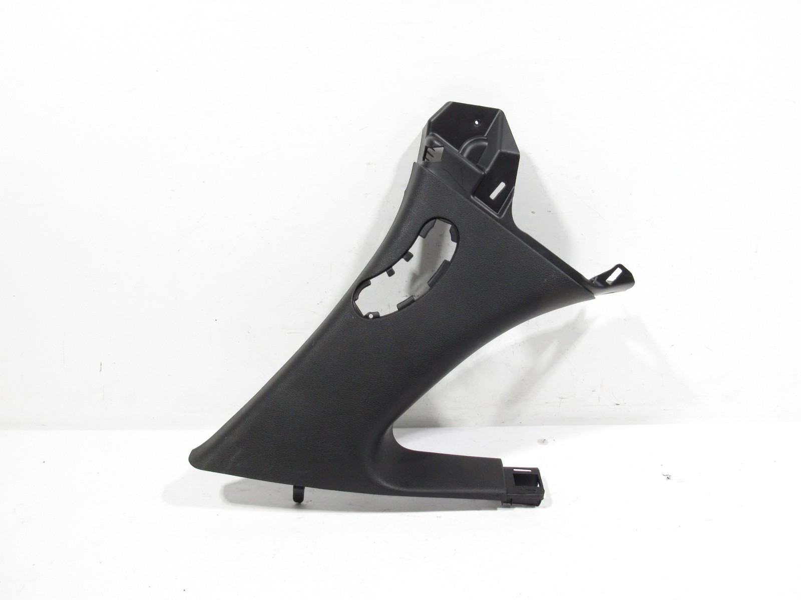 18-24 Dodge Durango R/T 2020 Rear Left Driver Upper C Pillar Cover Panel Trim ;Y