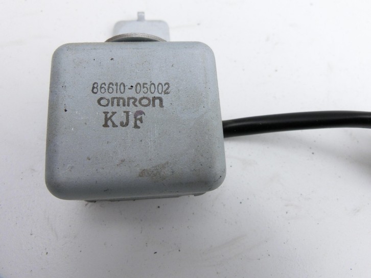Ssangyong Rexton W RJ 12-17 Alarmanlage Alarm Sensor Ssangyong Rexton W RJ 12-17 07.09.2016 86610-05002 gebraucht Vorschau 2
