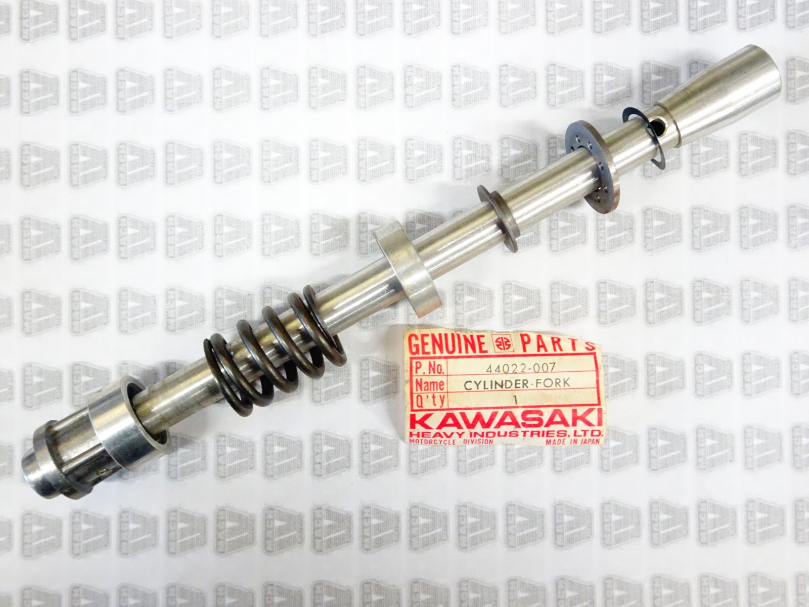 Kawasaki NOS NEW 44022-007 Fork Cylinder H1 H2 KH KH500 Mach