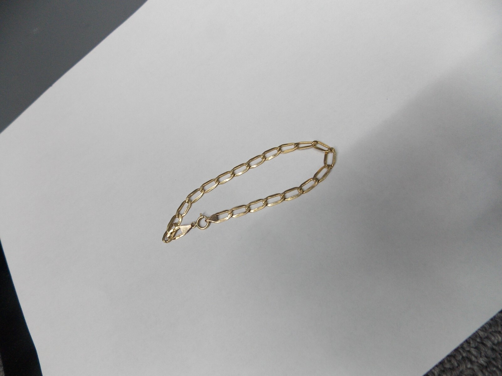 Woman's 14kt Petite Curb Link Solid Gold Bracelet, 1.6 grams, 6-3/4inches