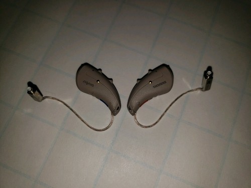 Brand New 2018 2x Signia Siemens Carat Primax 7px RIC 13 Hearing Aids Set Pair