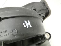 BMW F01 F04 7er AH7 08-12 Gebläsemotor Lüftermotor Heizungsgebläse BMW F01 F04 7er AH7 08-12 01.06.2011 9248171... Vorschau 7