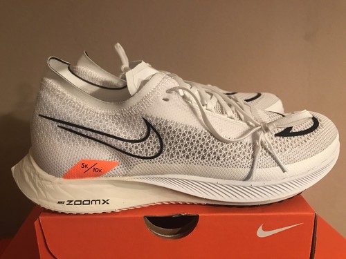 Nike Racing  FLYPLATE  ZOOMX 27.5センチ Nike Racing FLYPLATE ZOOMX 27.5センチ
