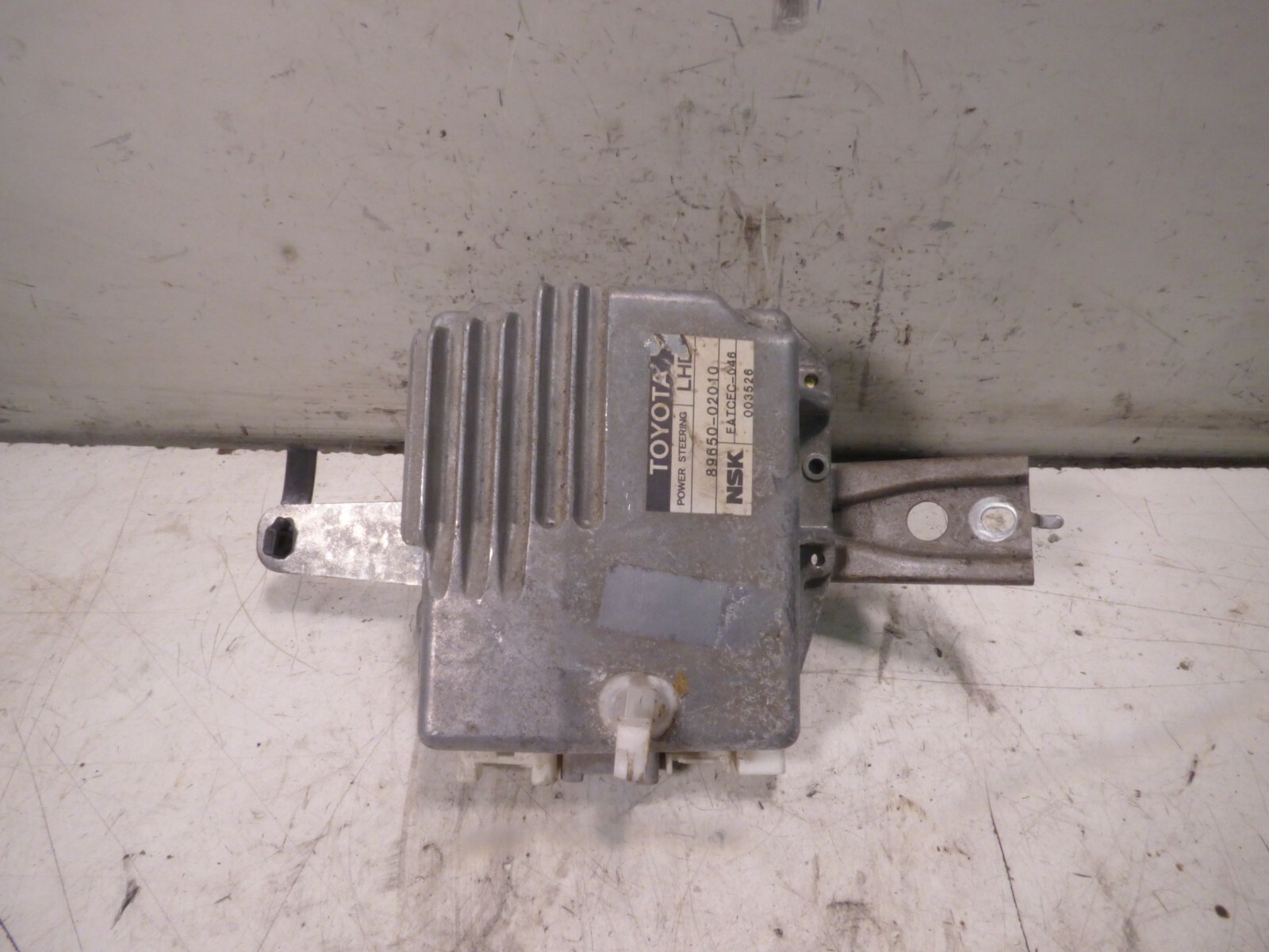 Centralina servosterzo TOYOTA COROLLA BERLINA 2004 8965002010