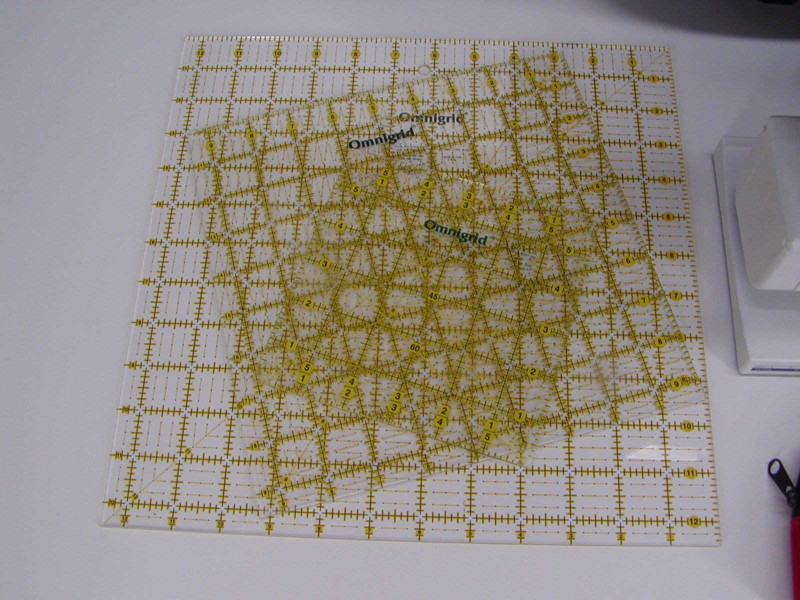 Bernina Activa 220 Computerized Sewing Machine