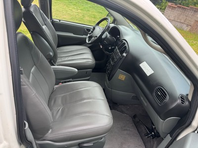 image 4 of interior