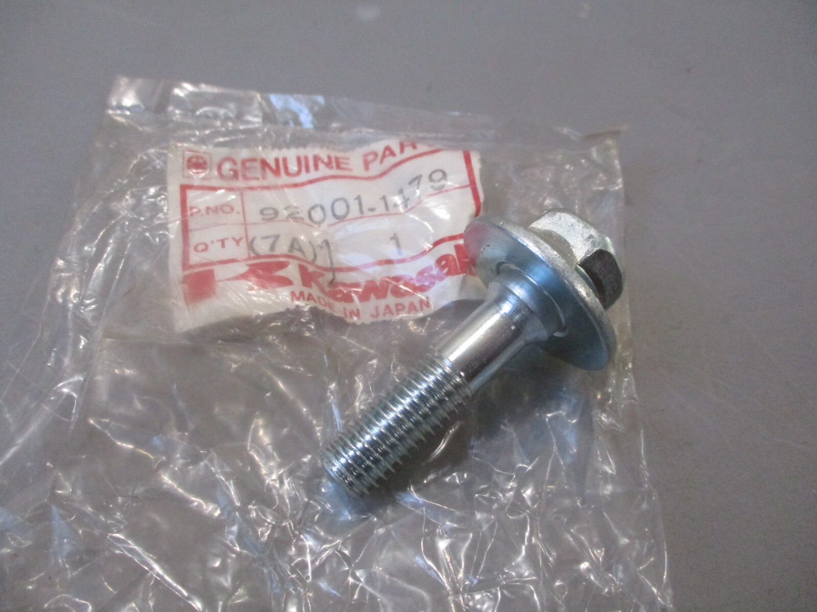 NOS Kawasaki OEM Flanged Bolt 10X39 1981-1982 KZ1000 LTD 92001