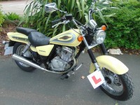 Suzuki GZ125 Maruder 2000 low rider custom cruiser learner CBT very low miles 