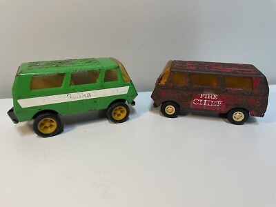 Vintage Lot of 2 Tonka Vans- Green and Red Fire Chief- Rust