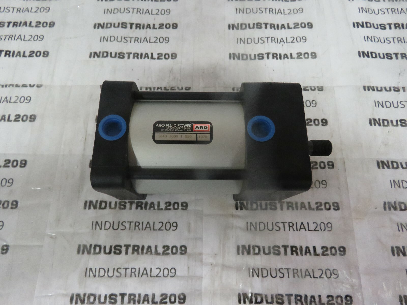 ARO CYLINDER 1840 1009 1 030 / 1078 NEW IN BOX