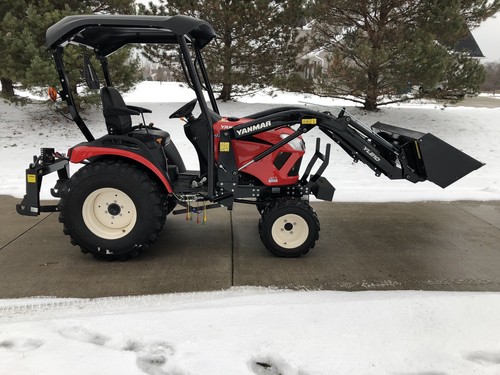 2018 Yanmar 424 Deluxe Tractor Loader Mower Rake 4x4