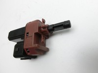 Ford Transit VI 06-13 Bremslichtschalter Bremsschalter Ford Transit VI 06-13 26.11.2010 98AB-11572-AA gebraucht Vorschau 2