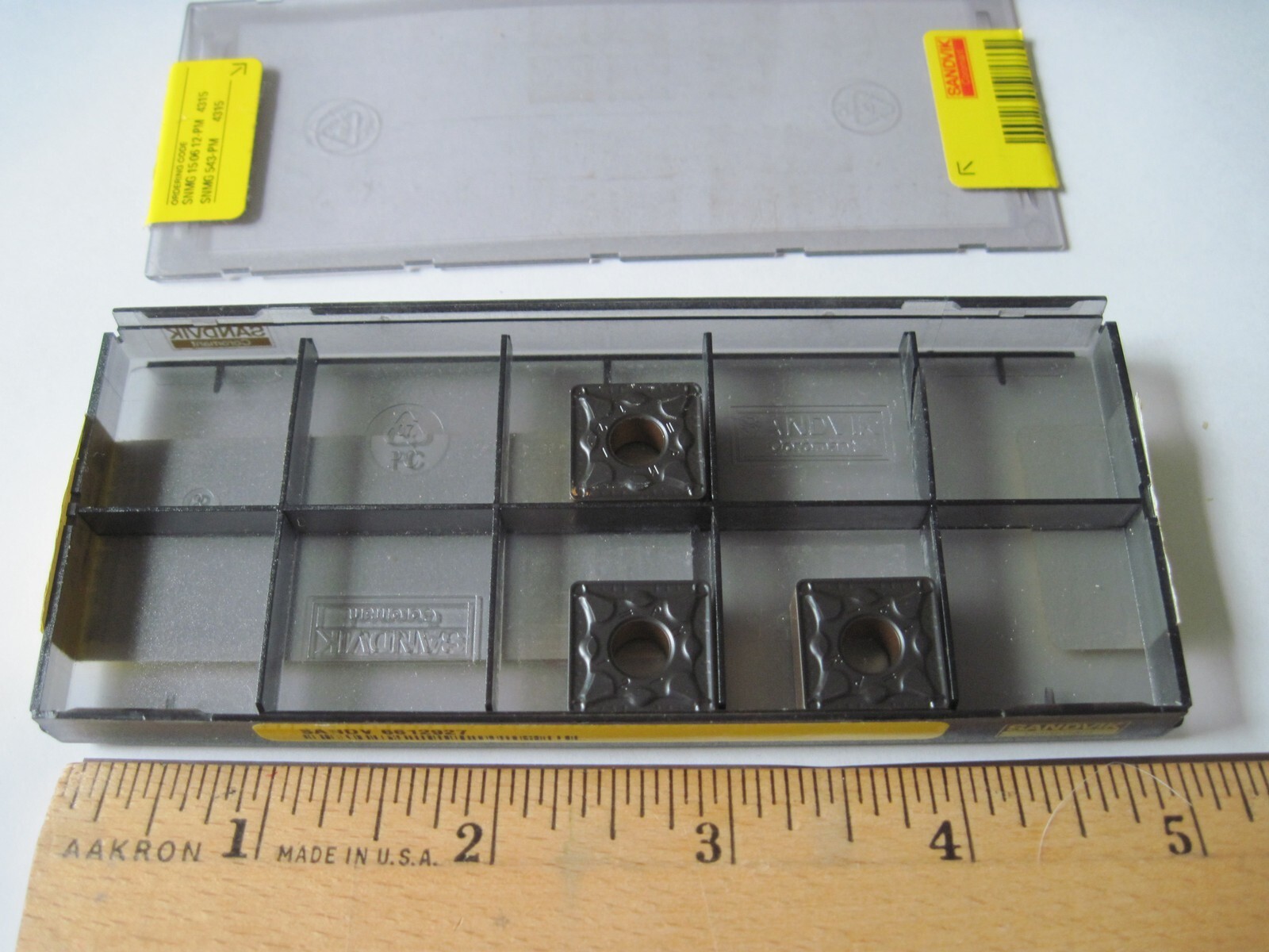 旋盤チップ SANDVIK 旋削加工用チップと材種