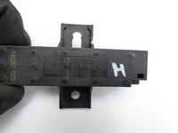 Audi A4 8W B9 15-19 Antennenverstärker Weiche Antenne Hinten Audi A4 8W B9 15-19 05.04.2016 4M0907247 3354.2501... Vorschau 2