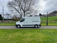 NISSAN INTERSTAR 2.3 dCi 150PS TEKNA AUTOMATIC L2H2 MWB VAN 72 REG 20,300 MILES