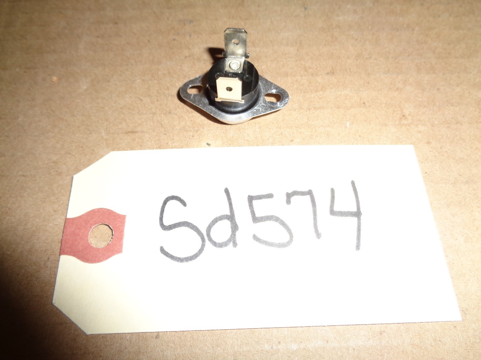 MICROWAVE CAVITY HIGH LIMIT THERMOSTAT  KSD202  105 Degree C - SD574