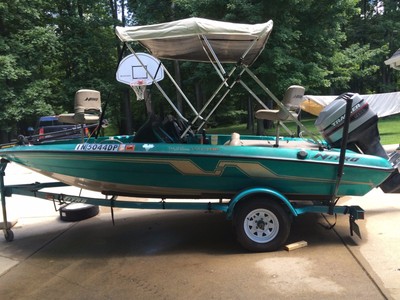 bass boat