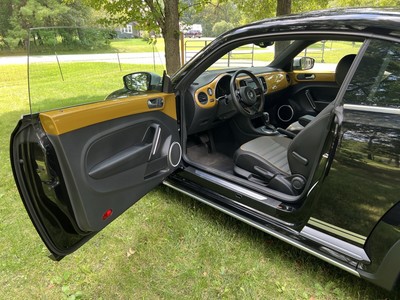 image 3 of interior