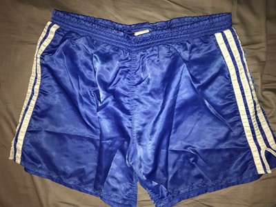 ADIDAS SHORTS KURZE Hose Vintage Retro Herren Größe D4 S ADIDAS SHORTS KURZE Hose Vintage Retro Herren Größe D4 S