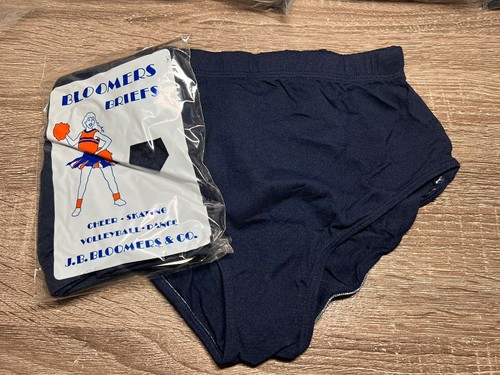 さよならブルマ。 = farewell bloomers. Amazon.co.jp: さよならブルマ。 = farewell bloomers. : Home